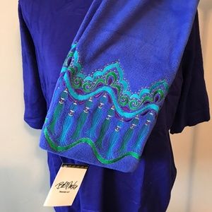 Bob Mackie Wearable Art blue double Fleece Scarf
